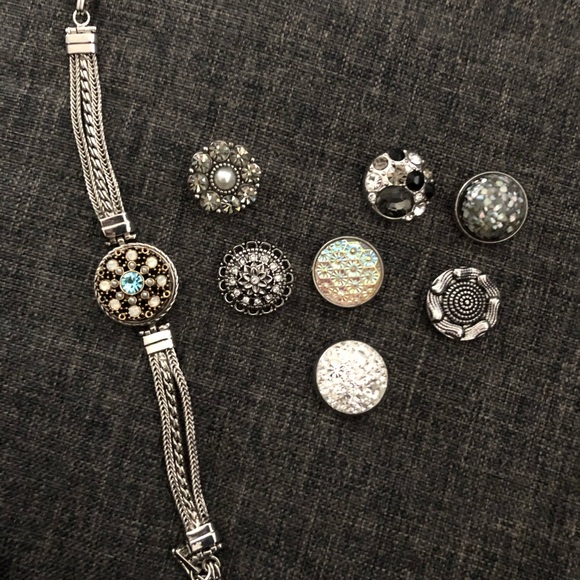 Gingersnaps bracelet and accessories. - Picture 4 of 4